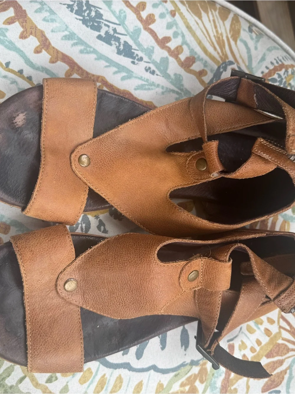 Women’s Tan Leather Strap Sandals